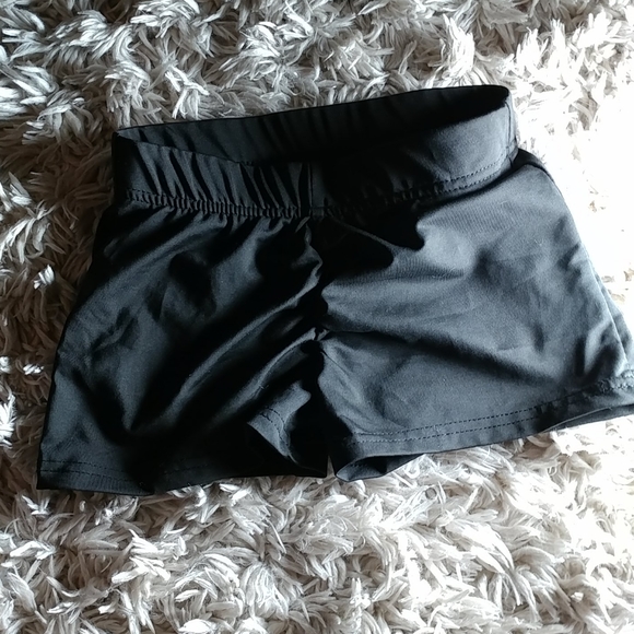 Spandex shorts - Picture 2 of 2
